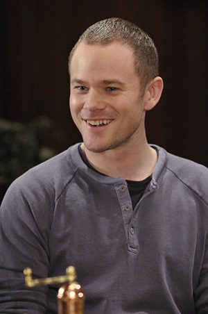 Aaron Ashmore