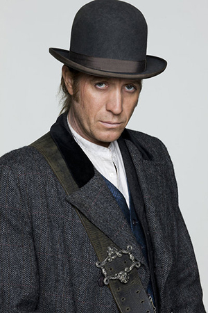 Rhys Ifans